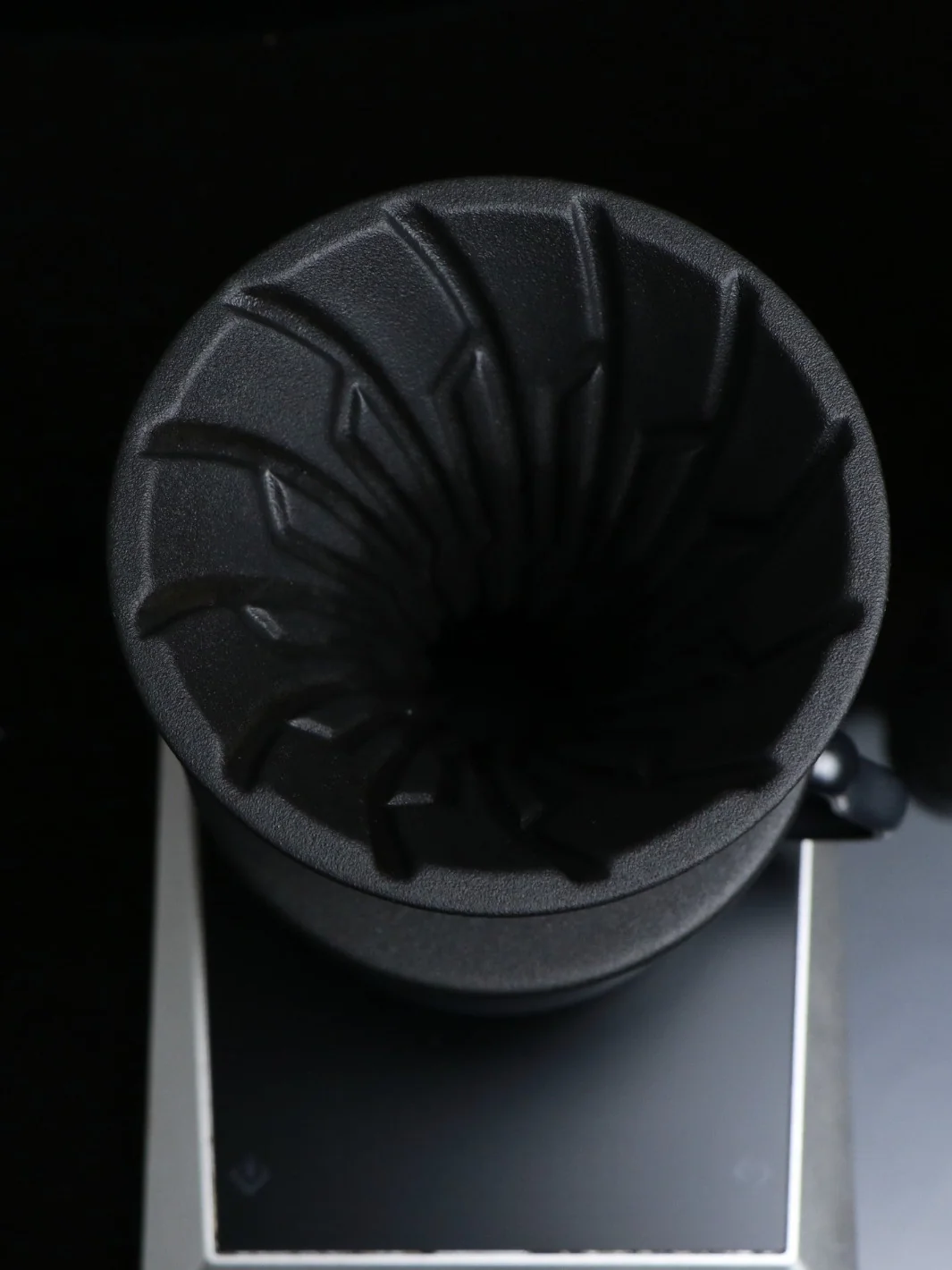 HARIO V60-01 Alpha Series Dripper (Ceramic) Brewer - Image 3