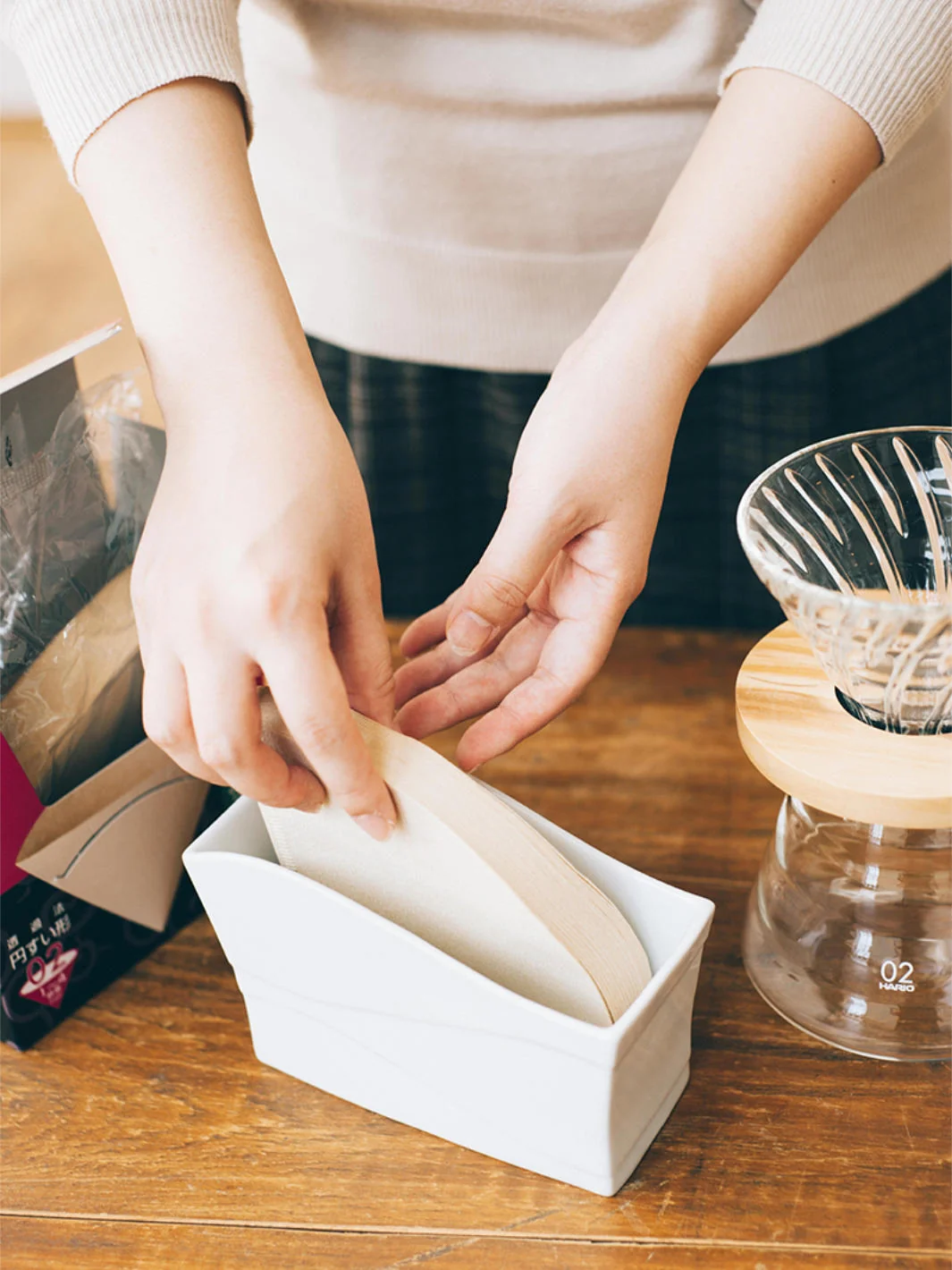HARIO V60 Paper Filter Stand - Image 3