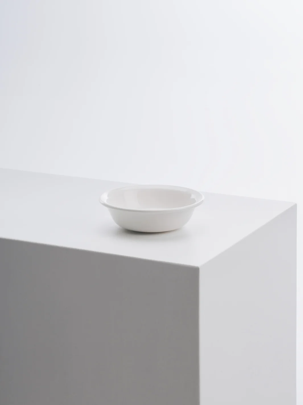 ACME Classic Small Bowl (⌀17cm/6.69in) - Whale / 24-Pack - Image 4