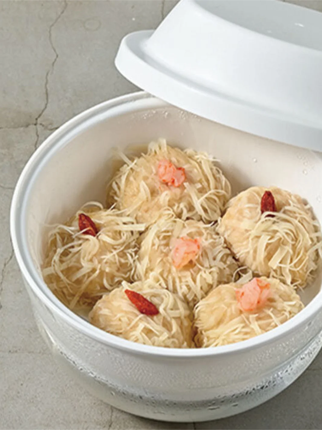 HARIO Glass Microwave Steamer - Image 2