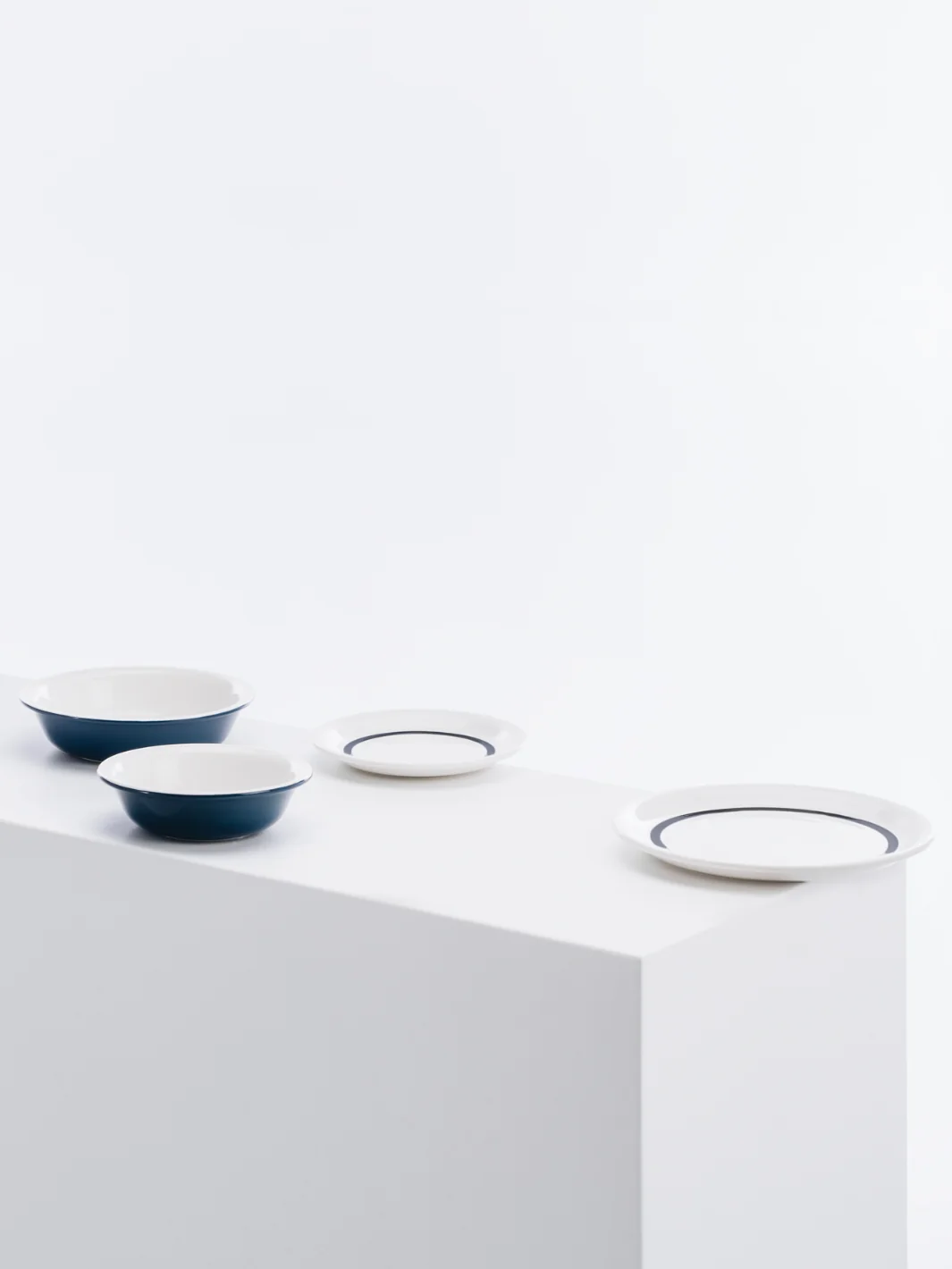 ACME Classic Small Bowl (⌀17cm/6.69in) - Whale / 24-Pack - Image 8